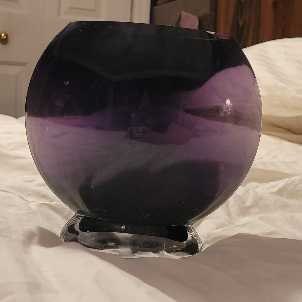 New in box! UCI Beautiful deep purple hand blown round glass vase